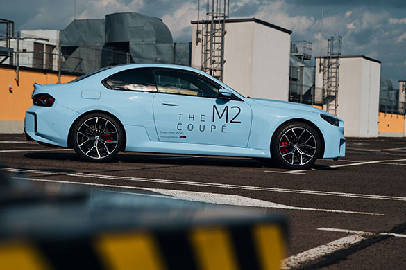 Maksymalna moc M z napędem tylnym.