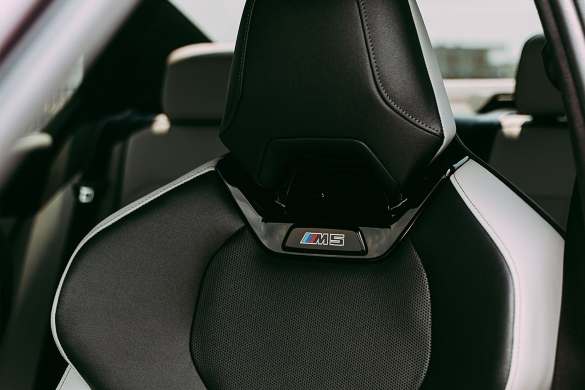 Sportowa maszyna w czystej formie.