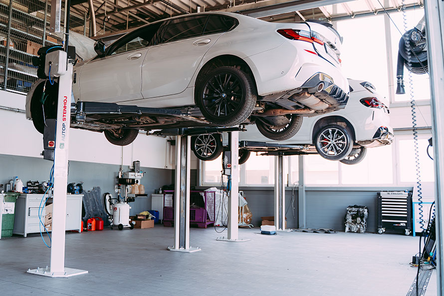 BMW serwis - geometra kół w serwisie.